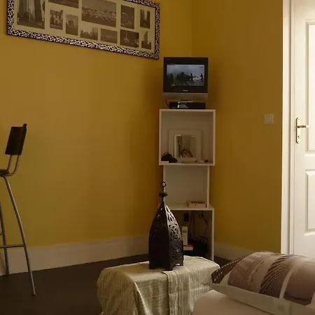 1-bedroom Close To La Defense-paris