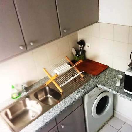 1-bedroom Close To La Defense-paris Apartment